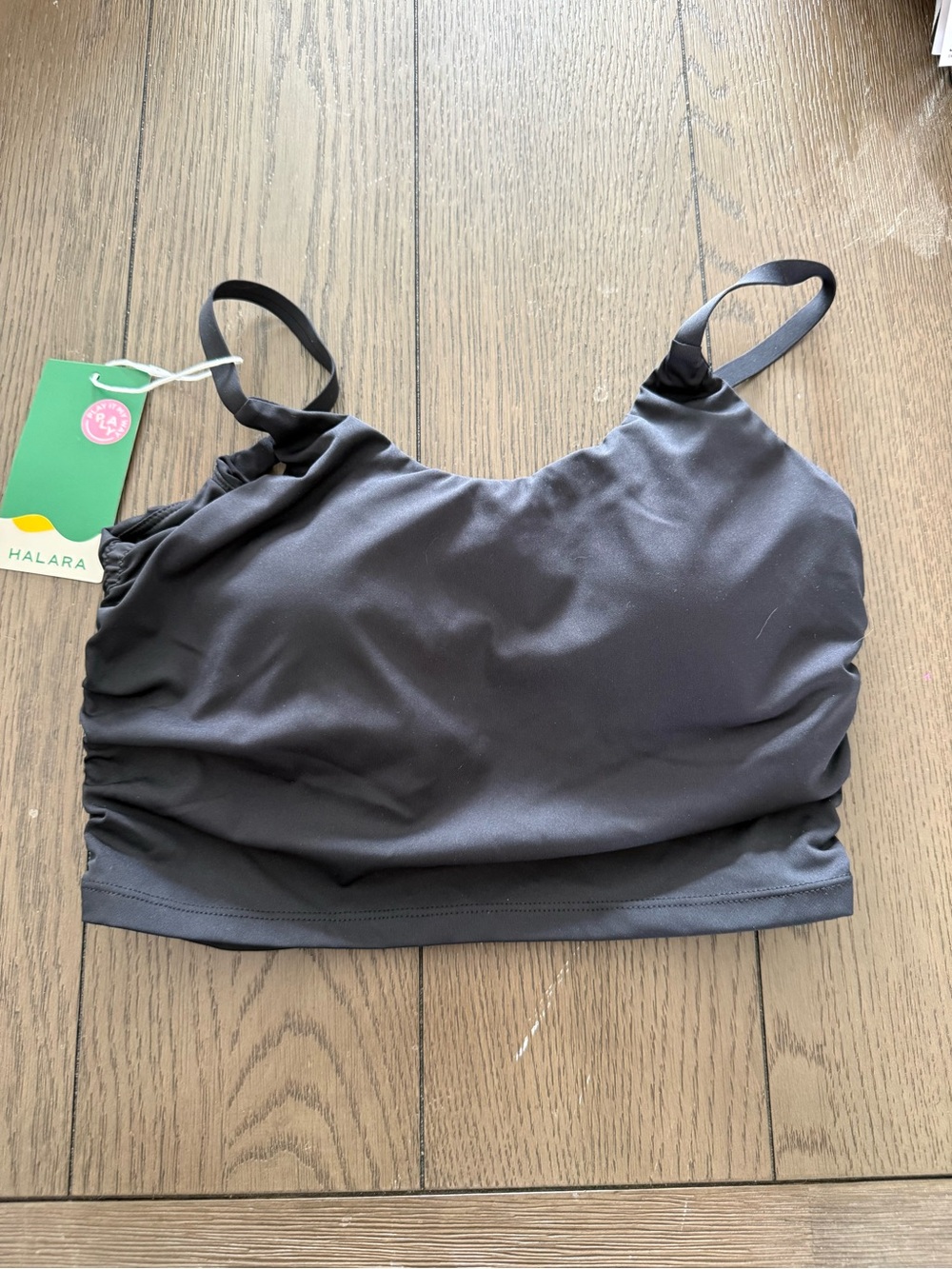 HALARA Black Ruched Cropped Top